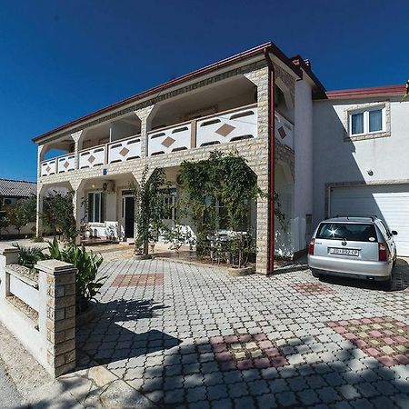 Apartments Zoka Vir Zewnętrze zdjęcie