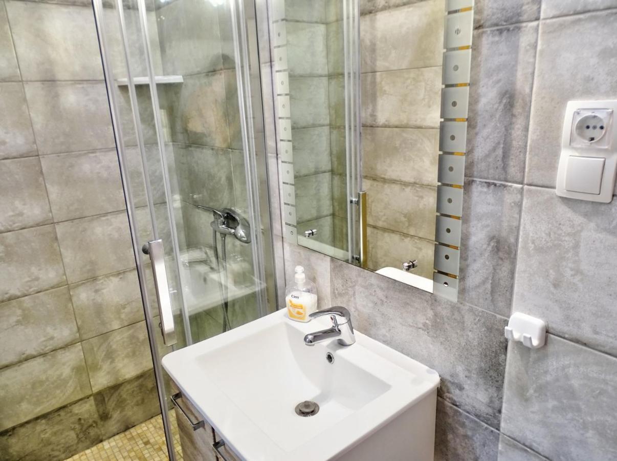 Apartments Zoka Vir Zewnętrze zdjęcie